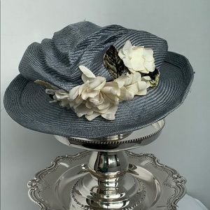 Emi Azeka Preston’s Great Gatsby hat style